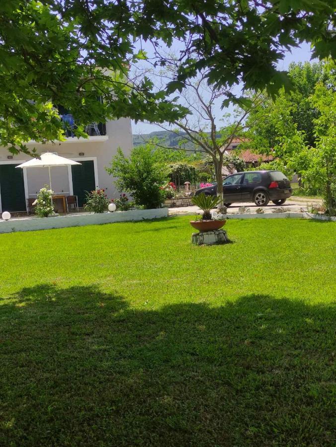 Nikilein'S House, Διαμέρισμα 150Μ Απο Την Παραλία Roda  Esterno foto